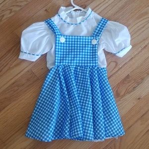 Dorothy costume